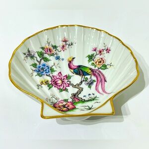 Vintage Limoges Decorative Candy/nuts shell shape bowl with gold rim edges